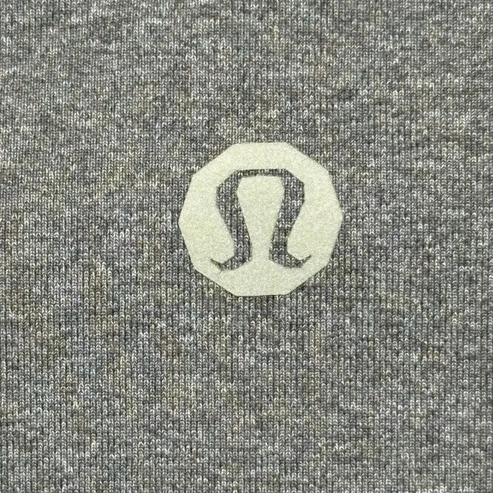 Lululemon Vent Tech Full Zip Jacket Mens‎ S Gray Softshell Magnetic Pocket